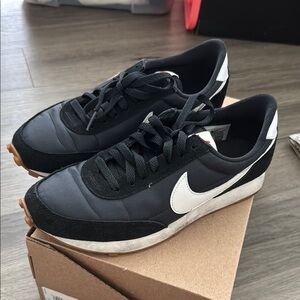 Nike Daybreak Sneakers